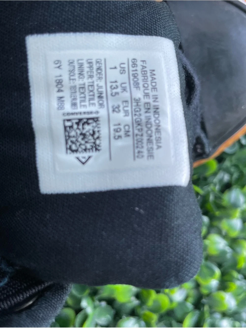 Converse chuck taylor all star kids size 11 with Gum Outsole - Picture 4 of 8